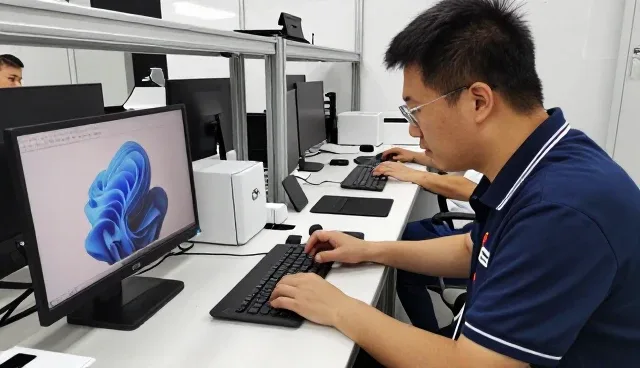 供货渠道稳定视角下的定制笔记本办公用品供应